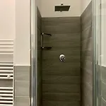 Marilyn Arpa Apartament Sirmione