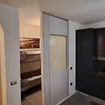Marilyn Arpa Apartament Sirmione