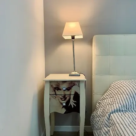 Marilyn Arpa סירמיונה