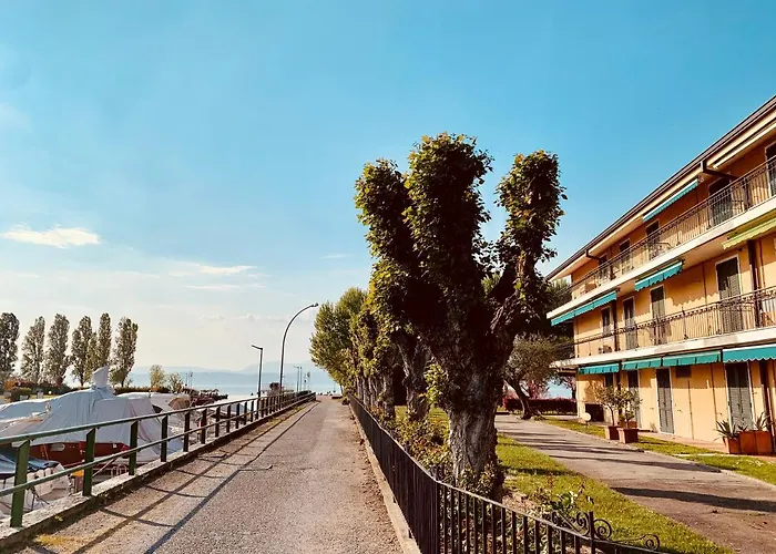 Marilyn Arpa Sirmione